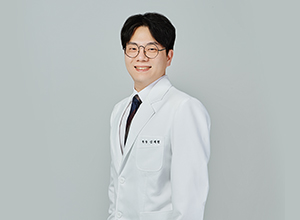 신재헌